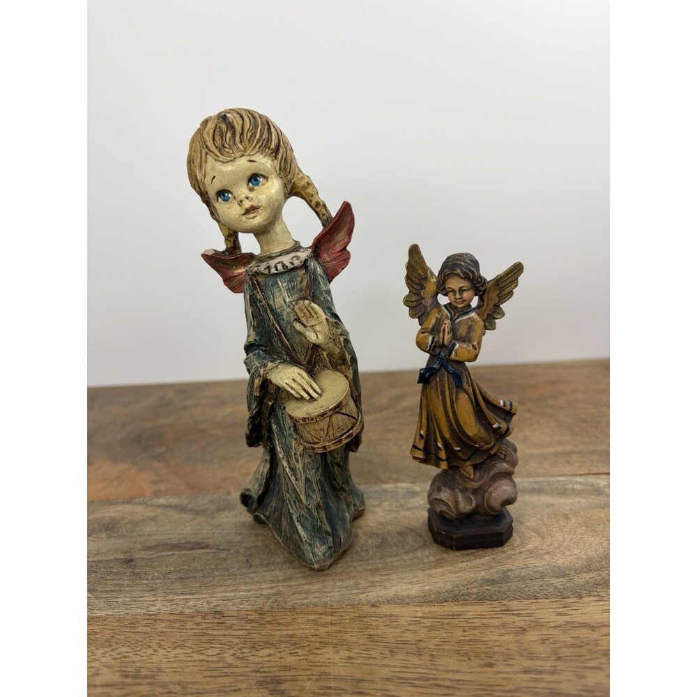 2 Italian Figurines Angels Resin Christmas Vintage Folk Art